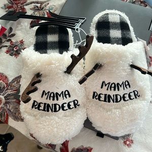 Mama reindeer holiday cozy slippers